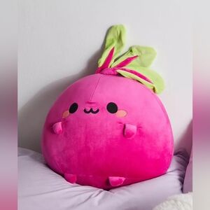 Smoko Beet Plushie Super Squishy Purple Large NEW